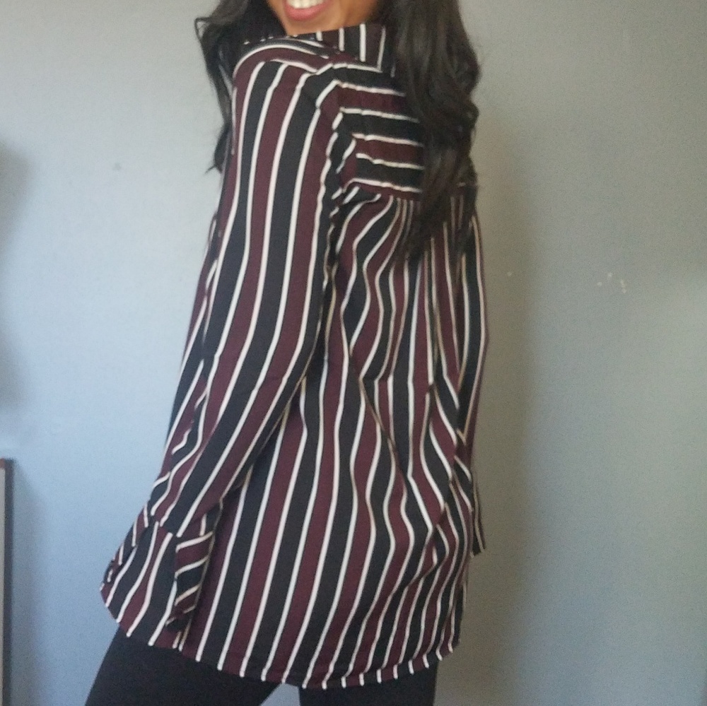 MON CHERI WINE BLACK STRIPED TOP - Picture 3 of 5